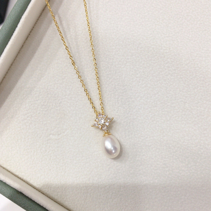 Natural Freshwater Pearl Drop-shaped Pearl Necklace