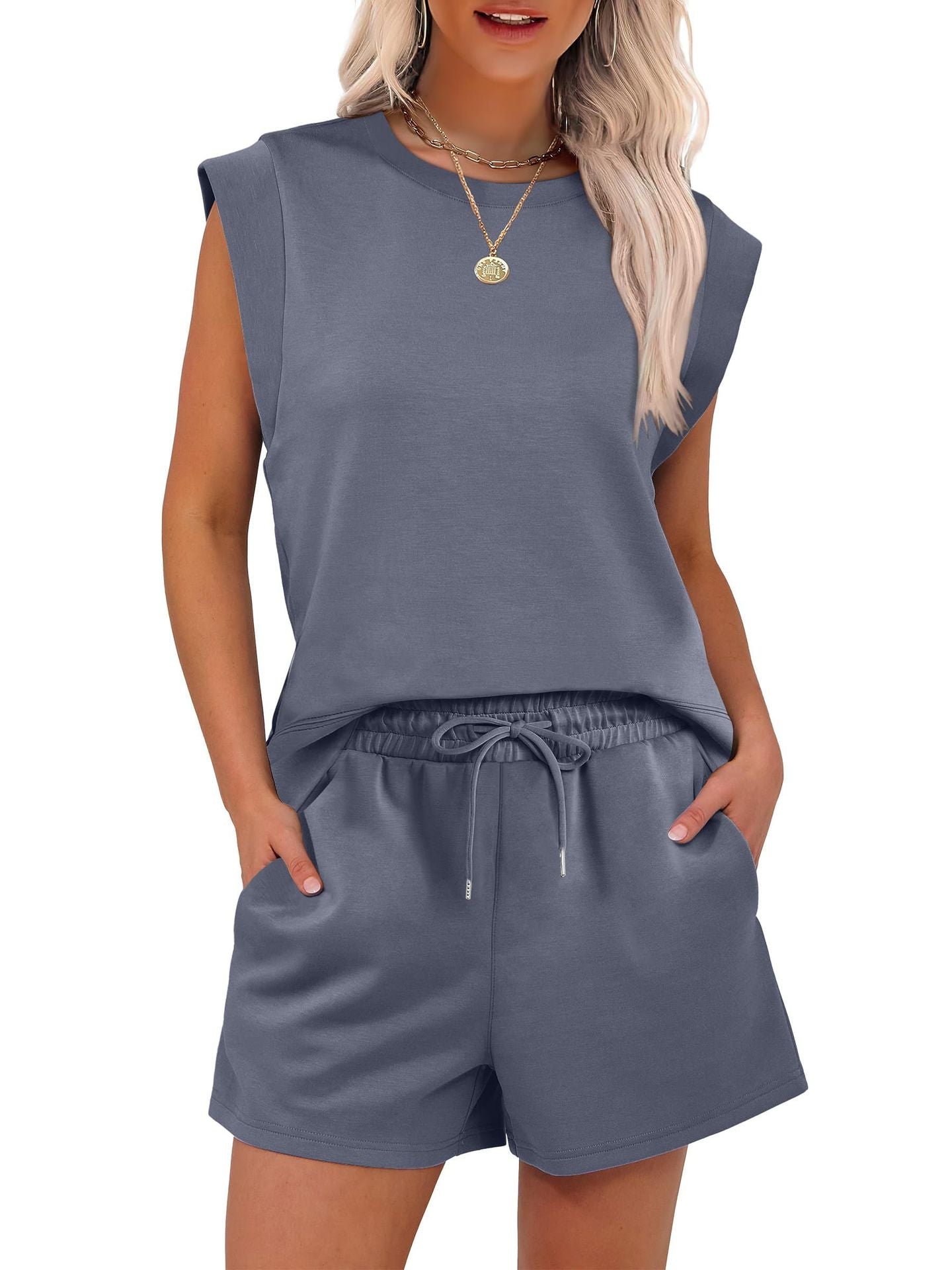 Round Neck Cover Sleeve Top With Pockets Shorts Suit